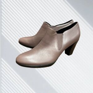 ECCO Shape 55 Plateau Stack Elegant Women's Heeled Ankle Boots -Taupe 10/10.5